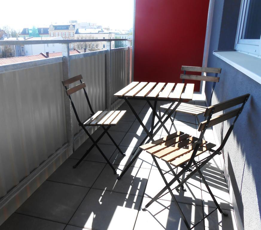 Apartments 4U Center + Free Parking ออลอโมตซ์ ภายนอก รูปภาพ