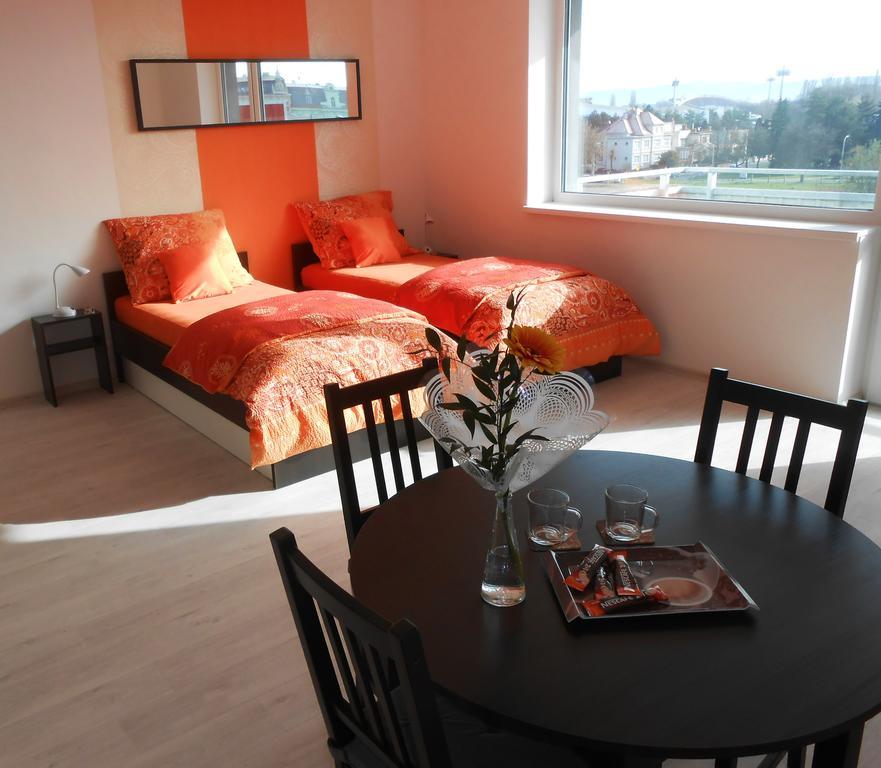 Apartments 4U Center + Free Parking ออลอโมตซ์ ภายนอก รูปภาพ
